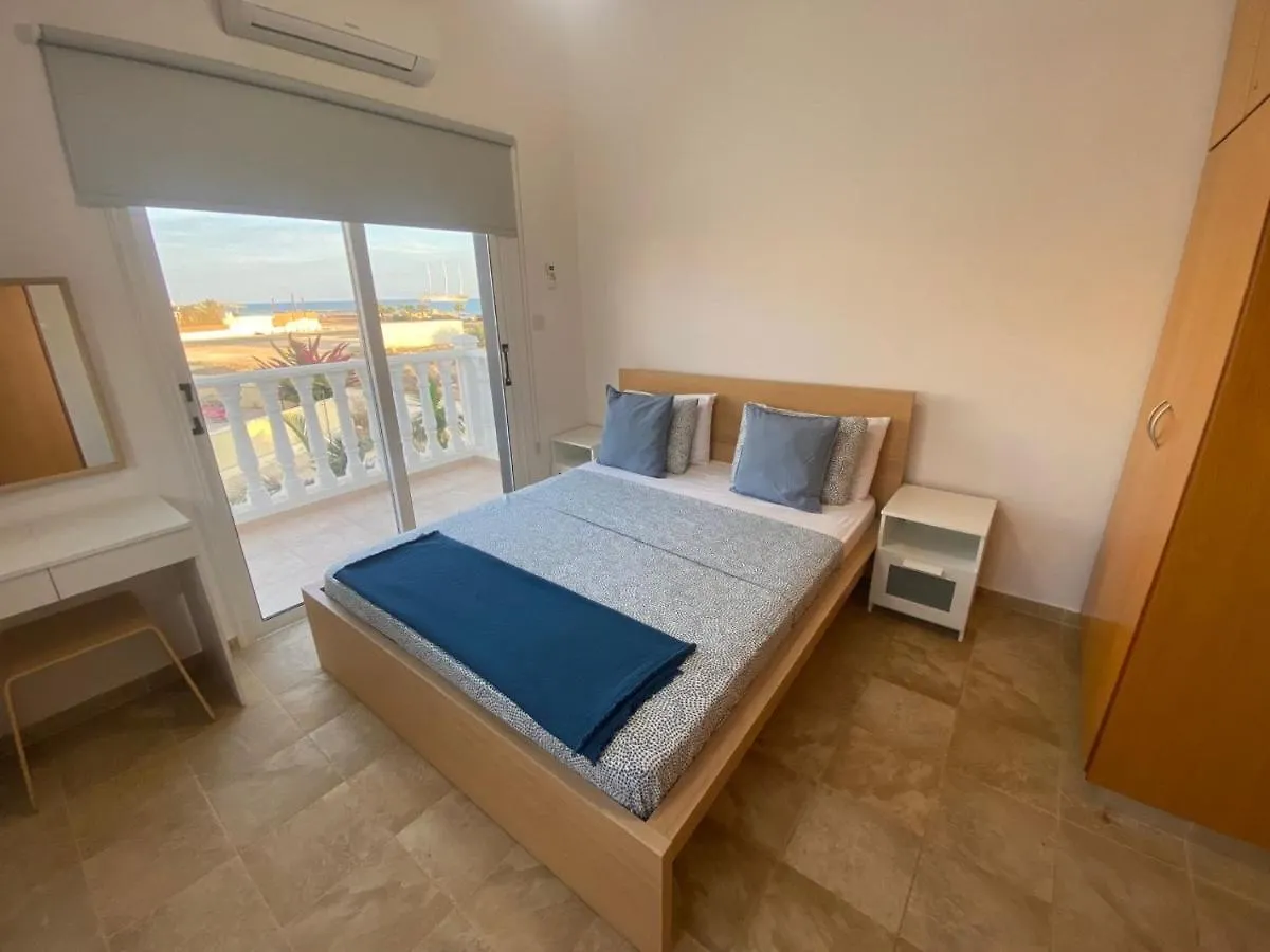 Villa Suncity Boutique Beachfront أيا نابا