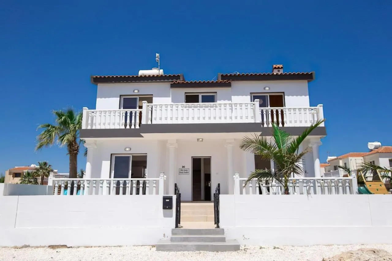 Villa Suncity Boutique Beachfront Agia Napa 0*,